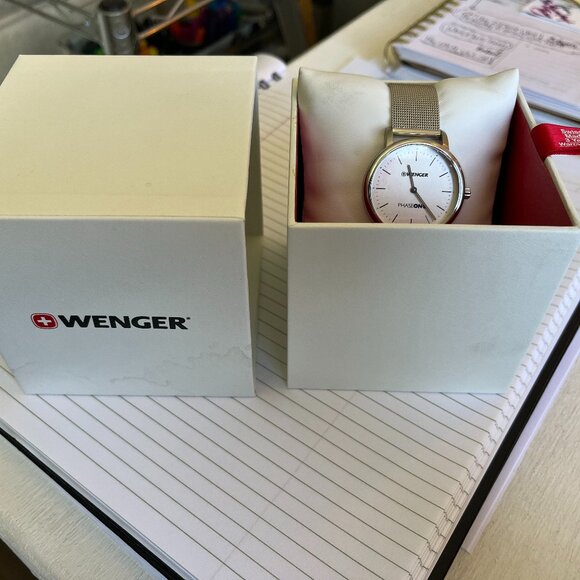 WENGER Swiss Made Watch - Picture 7 of 10